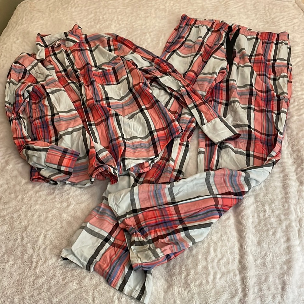 Victoria’s Secret Medium Plaid Pajama Set